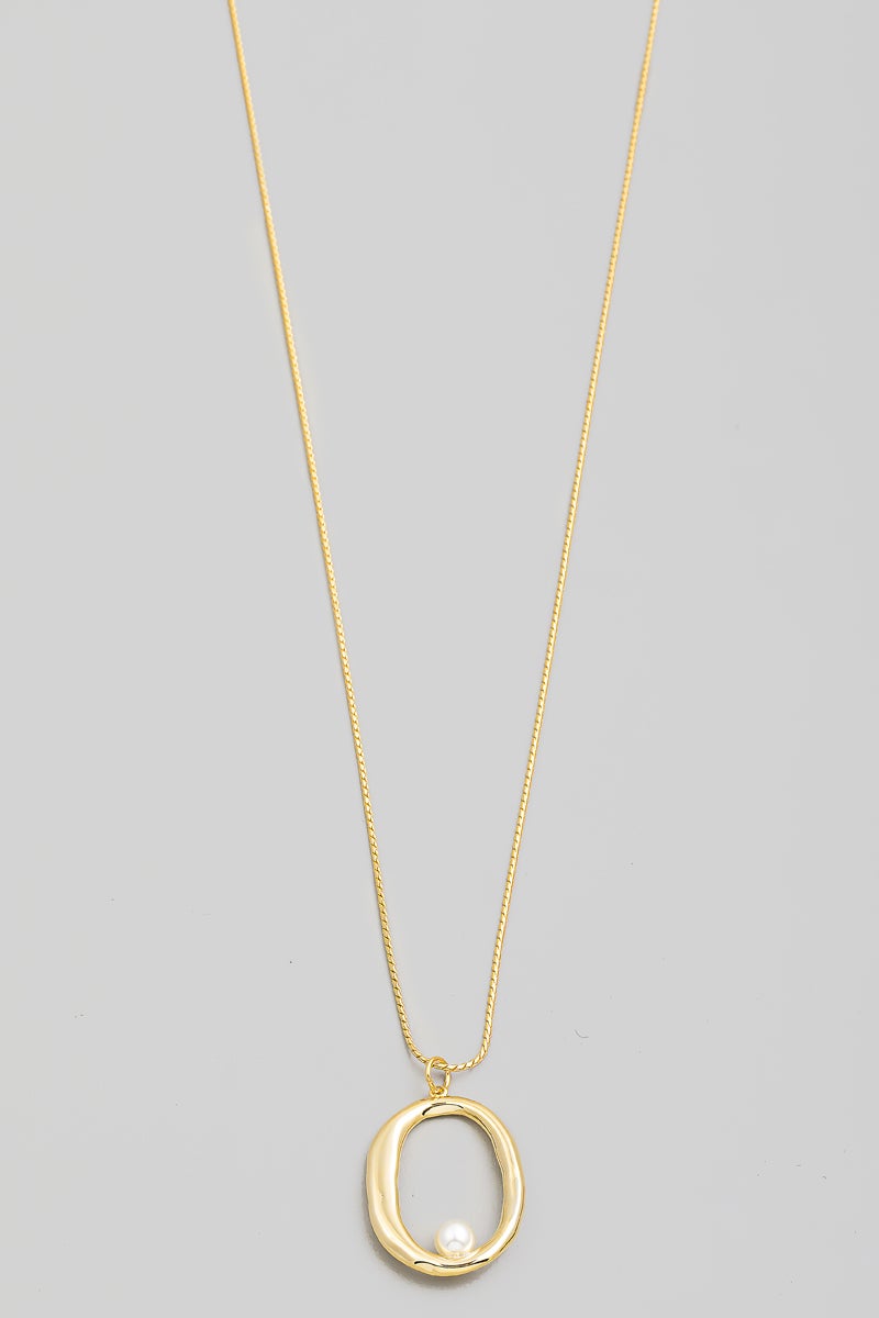 Oval Cutout Pearl Long Necklace