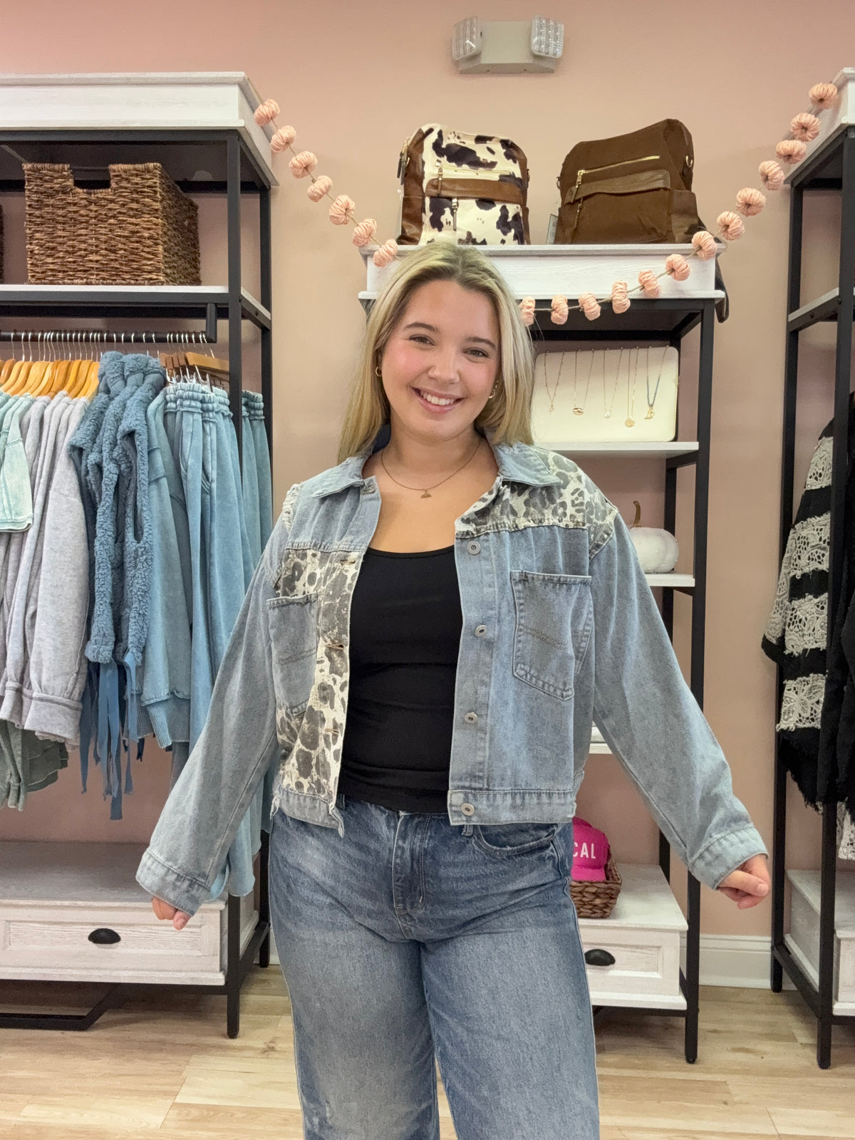 Fashion Leopard Print Ripped Jean Jacket