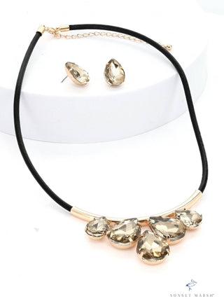 Cascade Allure - Gold Necklace Set