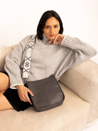 Posie Crossbody w/ Removable Strap
