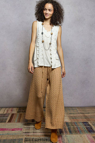Sleeveless Floral Lace Top