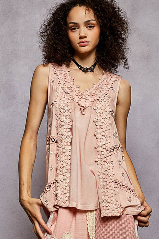 Sleeveless Floral Lace Top