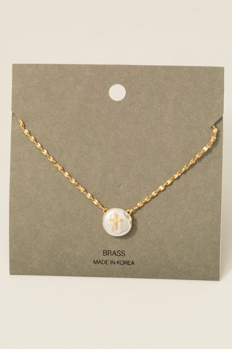 Cross on Pearl Pendant Necklace