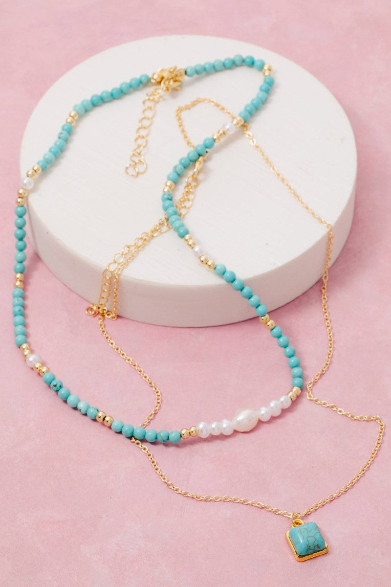 Turquoise Bead & Pendant Necklace