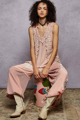 Sleeveless Floral Lace Top