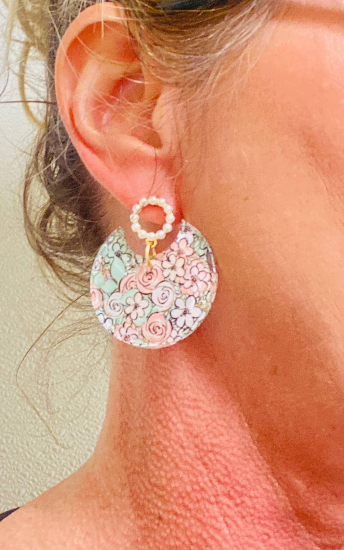 Preppy Floral Pearl Earrings