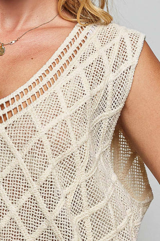 V-neck Diamond Weave Crochet Sleeveless Knit Top